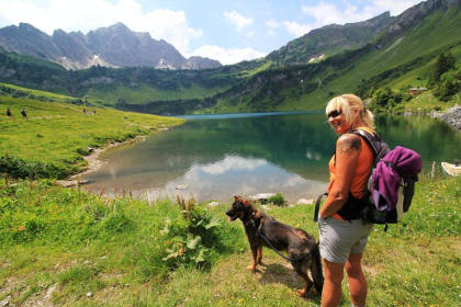 Der Traualpsee in der Morgensonne